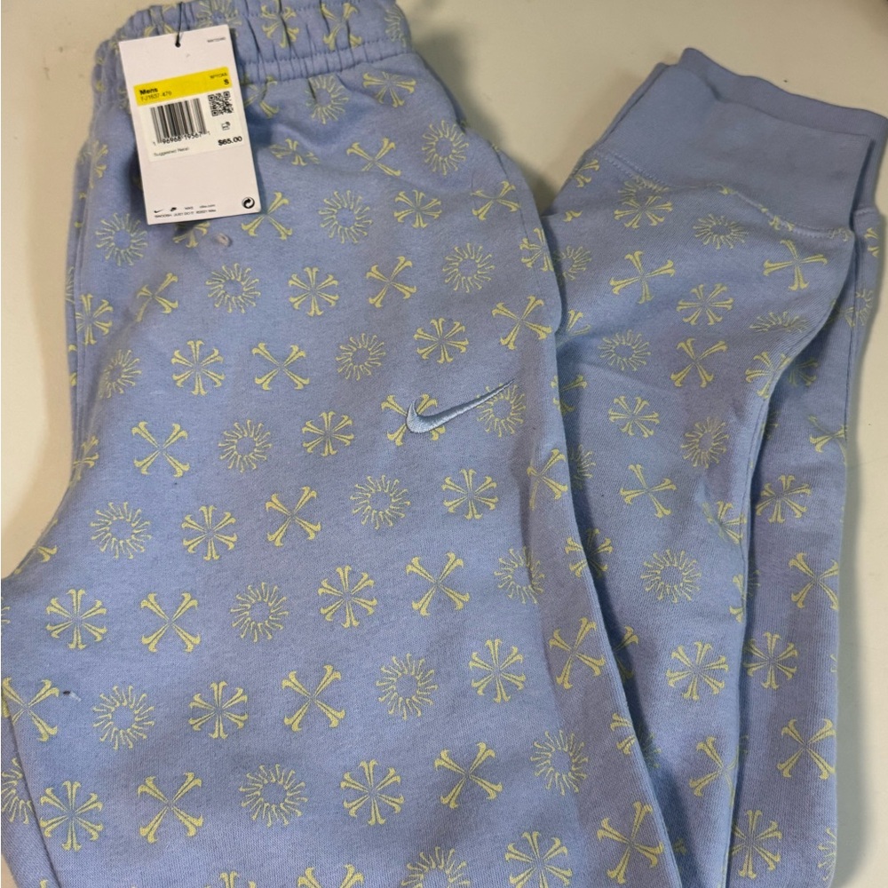 New with Tags Nike men’s sweatpants